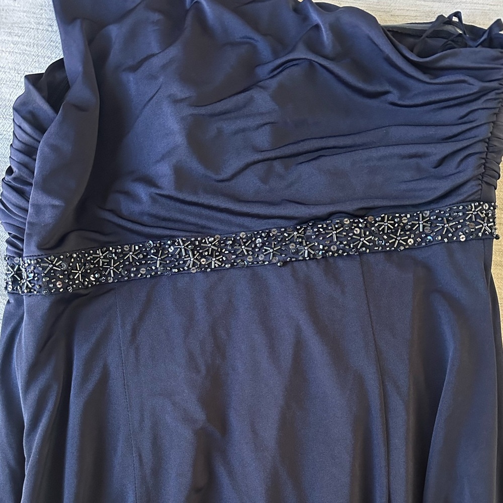 Adrianna Papell Boutique Navy One-Shoulder Formal Gown, Size 10 - Picture 9 of 11